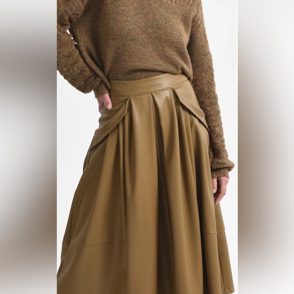 Molly Bracken NWT faux leather midi skirt - Picture 1 of 6